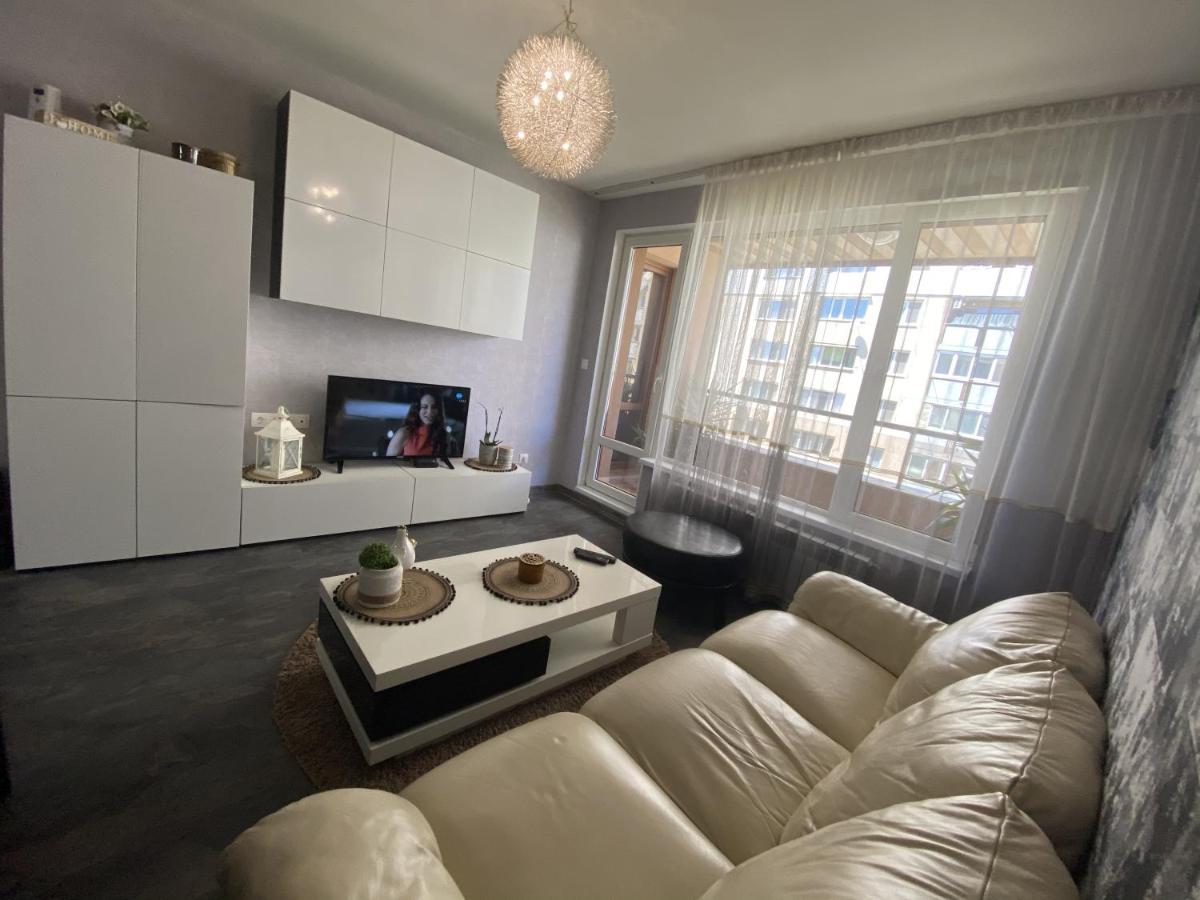 Lovely Cozy Apartment Sofia Bagian luar foto